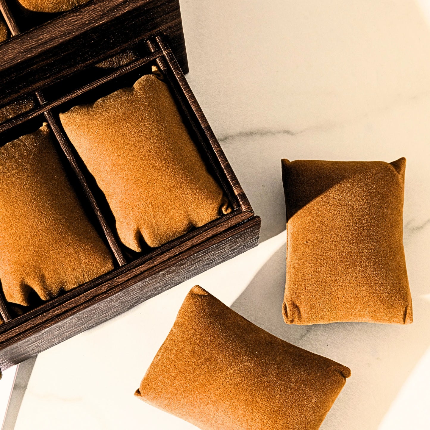 Premium Pelvini® Heritage Watch Chest